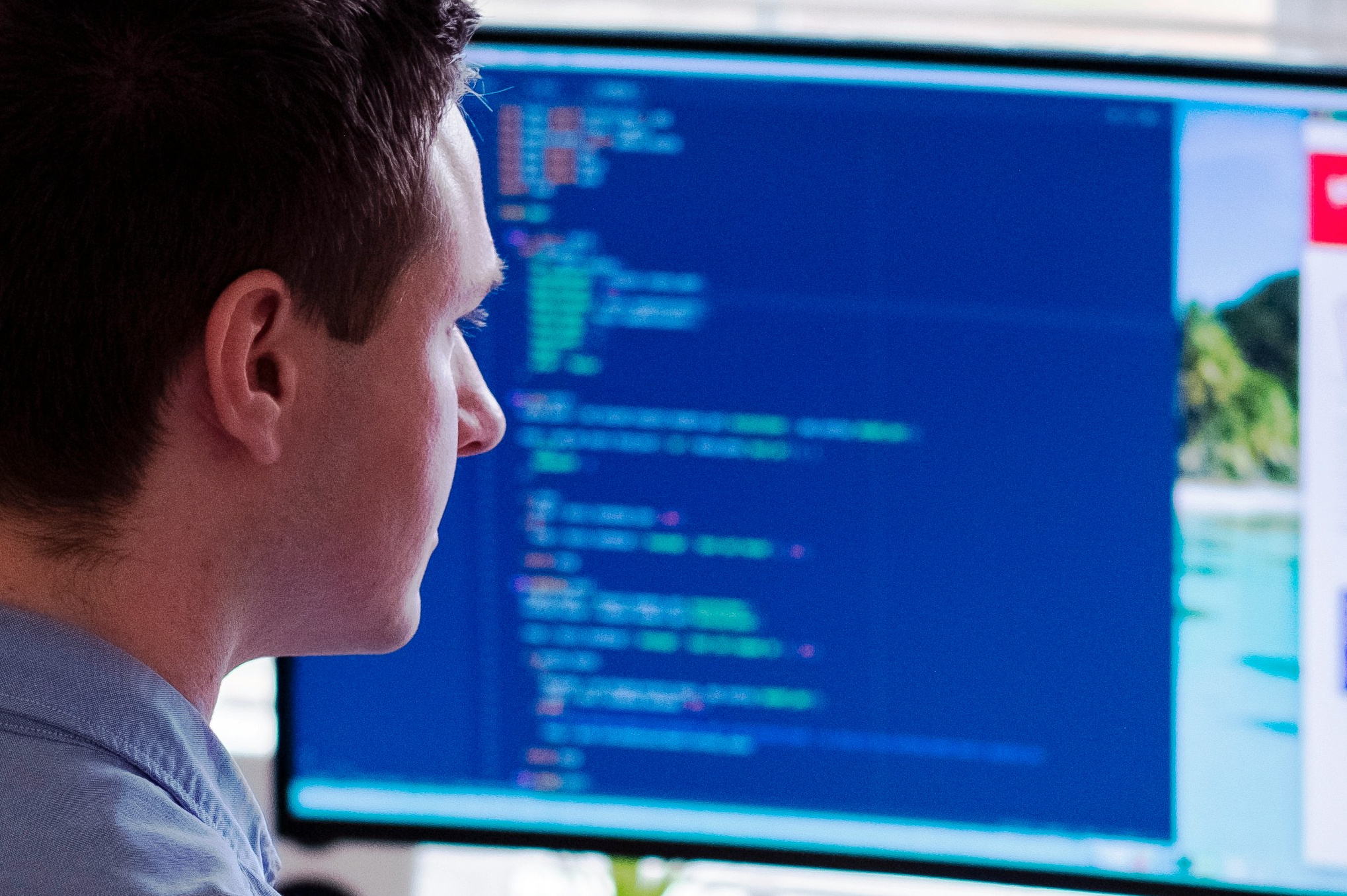 What to Expect When Working with a HubSpot Freelancer